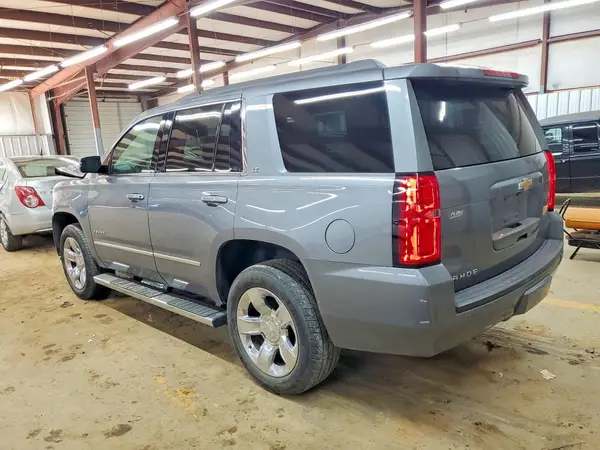 1GNSKBKC8KR135559 2019 CHEVROLET TAHOE - Image 2