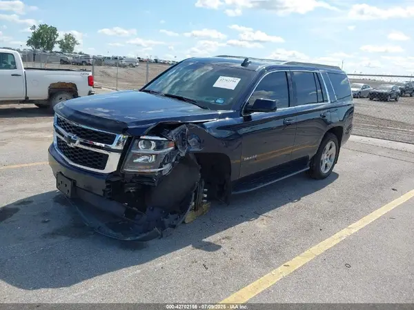 1GNSKBKC8KR214892 2019 CHEVROLET TAHOE - Image 2