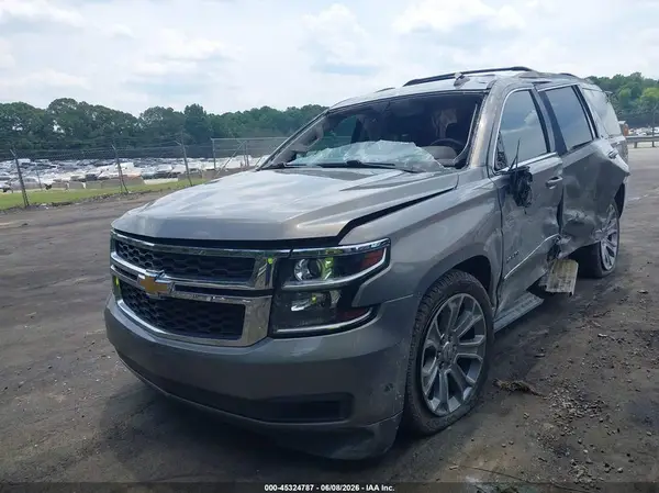 1GNSKBKC8KR333798 2019 CHEVROLET TAHOE - Image 2