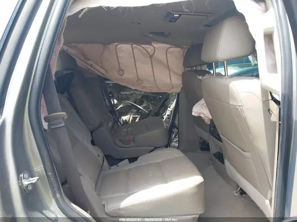 1GNSKBKC8KR333798 2019 CHEVROLET TAHOE - Image 8
