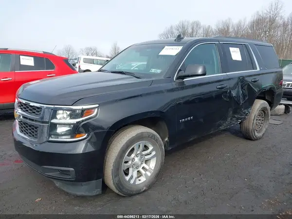 1GNSKBKC8KR403557 2019 CHEVROLET TAHOE - Image 2