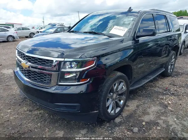 1GNSKBKC9HR240233 2017 CHEVROLET TAHOE - Image 2
