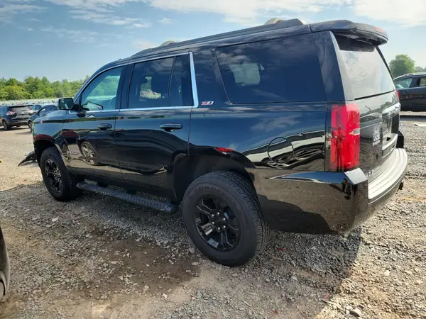 1GNSKBKC9HR335813 2017 CHEVROLET TAHOE - Image 2