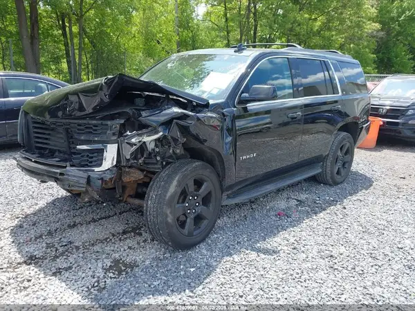 1GNSKBKC9HR352109 2017 CHEVROLET TAHOE - Image 2