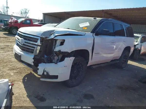 1GNSKBKC9HR392755 2017 CHEVROLET TAHOE - Image 2