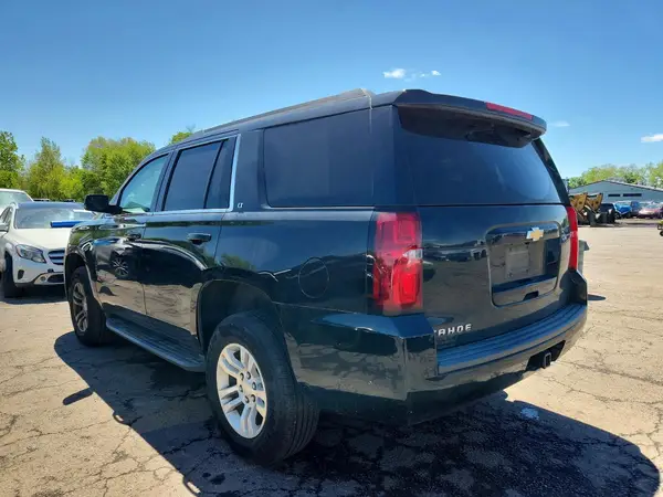 1GNSKBKC9JR159075 2018 CHEVROLET TAHOE - Image 2