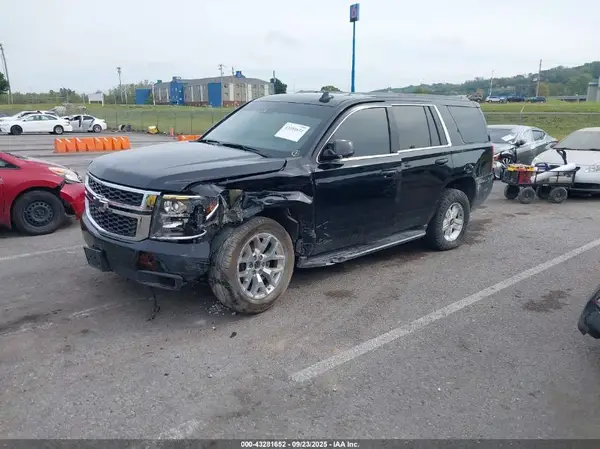 1GNSKBKC9JR243123 2018 CHEVROLET TAHOE - Image 2
