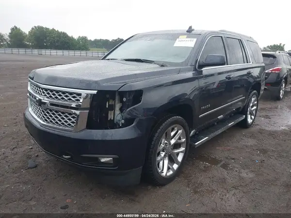 1GNSKBKC9KR268282 2019 CHEVROLET TAHOE - Image 2