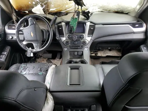 1GNSKBKC9KR275832 2019 CHEVROLET TAHOE - Image 8