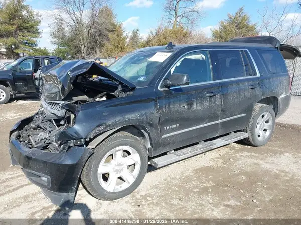 1GNSKBKC9KR336743 2019 CHEVROLET TAHOE - Image 2