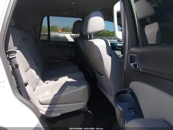 1GNSKBKCXHR121946 2017 CHEVROLET TAHOE - Image 8