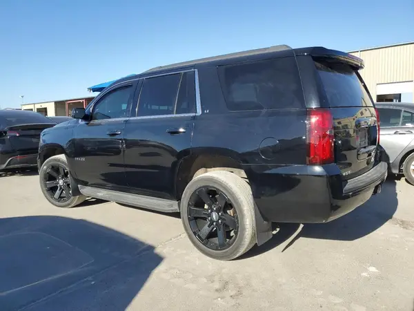 1GNSKBKCXHR193990 2017 CHEVROLET TAHOE - Image 2