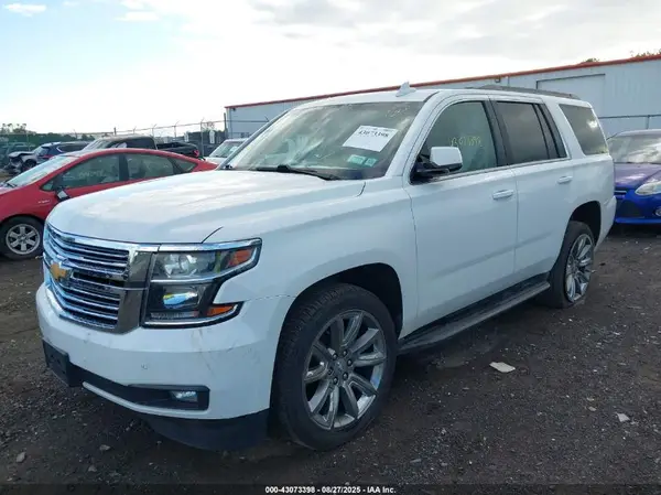 1GNSKBKCXHR320463 2017 CHEVROLET TAHOE - Image 2