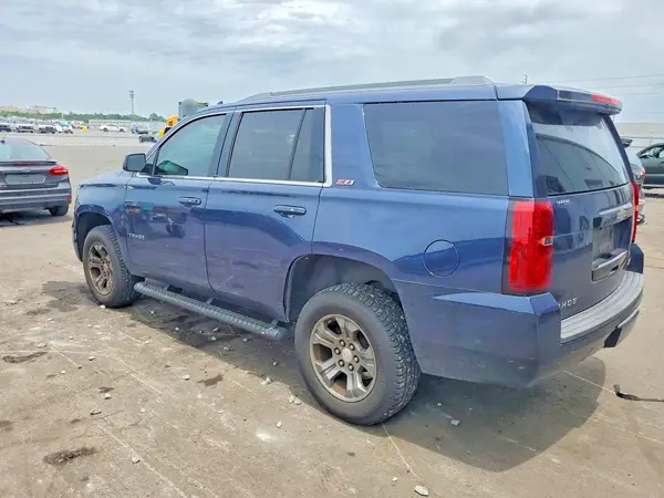 1GNSKBKCXHR348182 2017 CHEVROLET TAHOE - Image 2