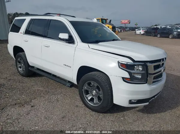 1GNSKBKCXHR350028 2017 CHEVROLET TAHOE - Image 1