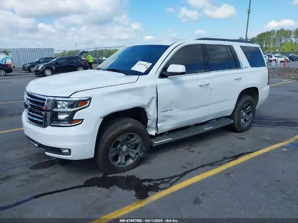 1GNSKBKCXHR371798 2017 CHEVROLET TAHOE - Image 2