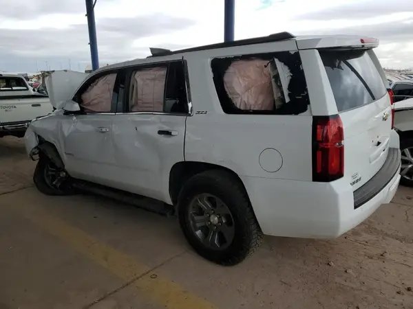 1GNSKBKCXHR389864 2017 CHEVROLET TAHOE - Image 2