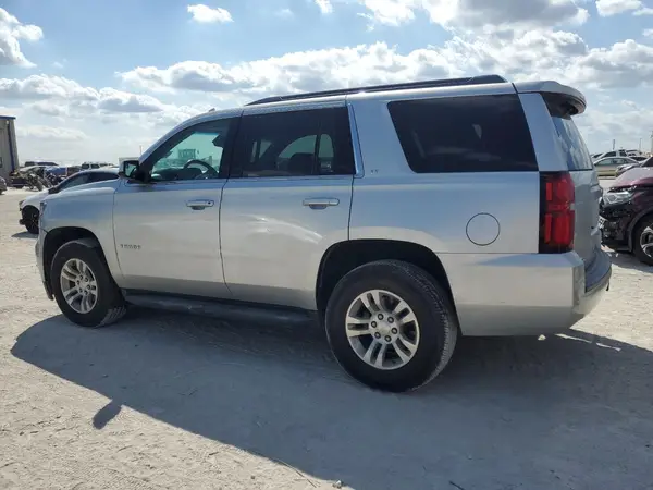 1GNSKBKCXJR100973 2018 CHEVROLET TAHOE - Image 2