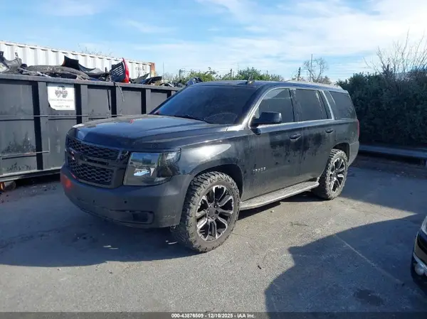 1GNSKBKCXJR151504 2018 CHEVROLET TAHOE - Image 2