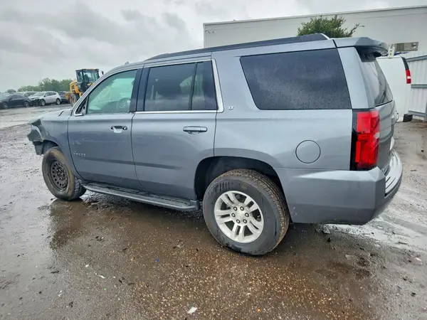 1GNSKBKCXJR368552 2018 CHEVROLET TAHOE - Image 2
