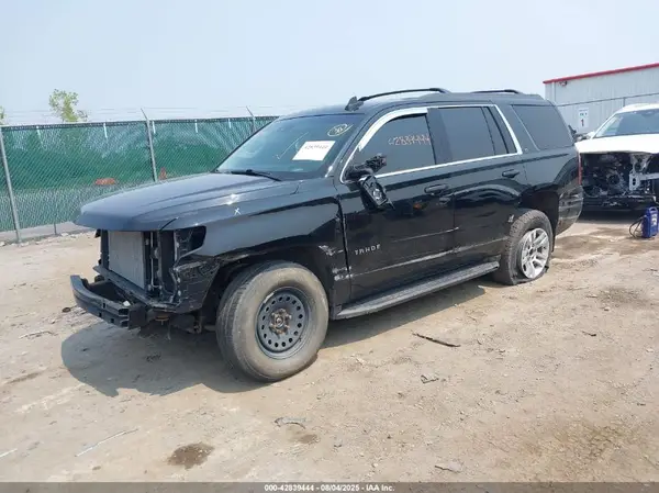 1GNSKBKCXKR115765 2019 CHEVROLET TAHOE - Image 2