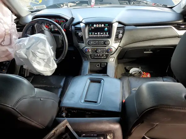 1GNSKBKCXKR134168 2019 CHEVROLET TAHOE - Image 8