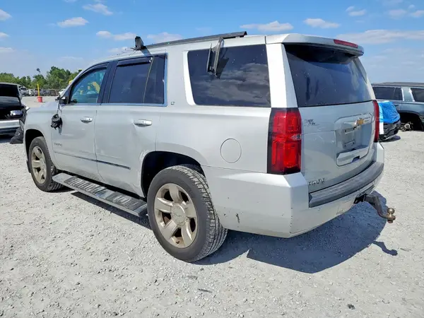 1GNSKBKCXKR186528 2019 CHEVROLET TAHOE - Image 2