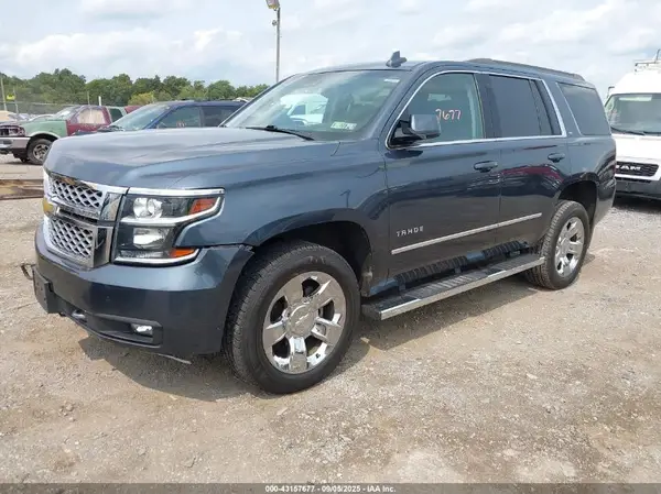1GNSKBKCXKR189543 2019 CHEVROLET TAHOE - Image 2