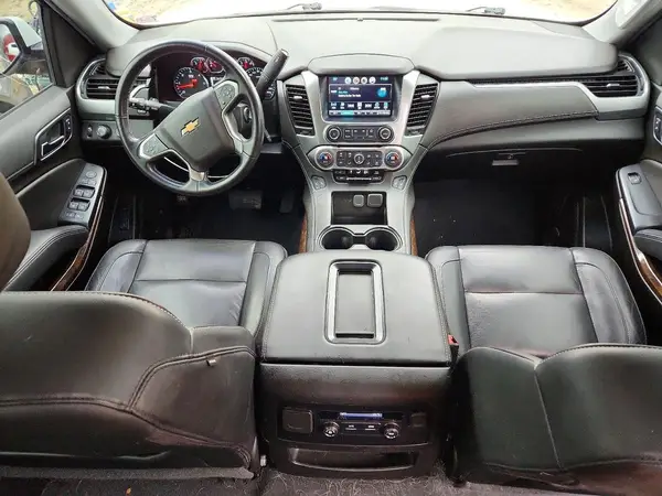 1GNSKBKCXKR336413 2019 CHEVROLET TAHOE - Image 8