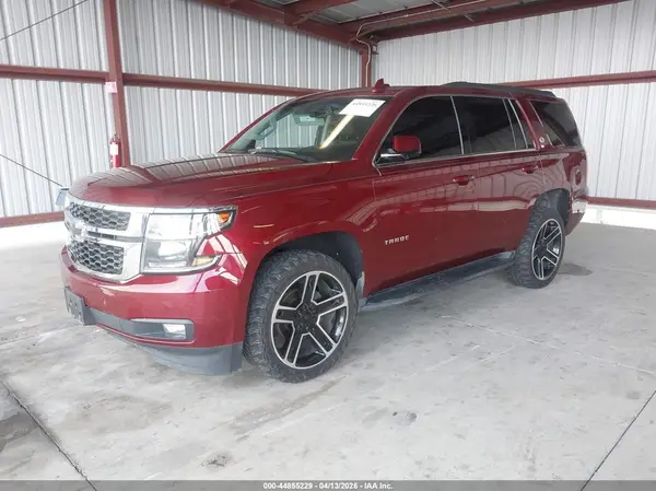 1GNSKBKCXKR338274 2019 CHEVROLET TAHOE - Image 2