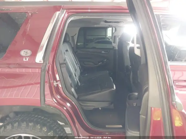 1GNSKBKCXKR338274 2019 CHEVROLET TAHOE - Image 8