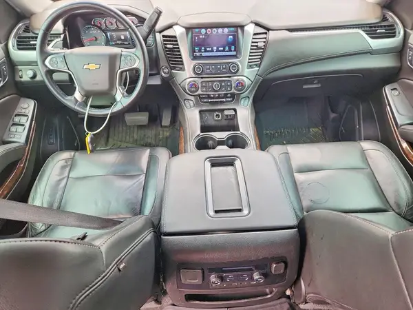1GNSKBKCXKR355768 2019 CHEVROLET TAHOE - Image 8