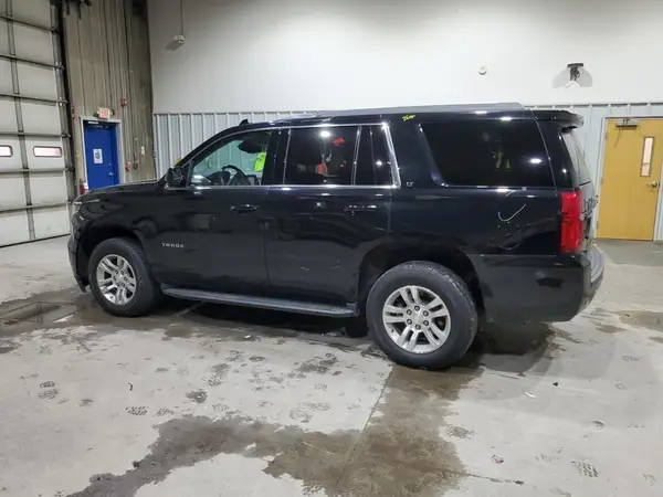1GNSKBKCXKR379827 2019 CHEVROLET TAHOE - Image 2
