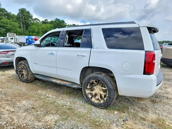 1GNSKBKCXKR397891 2019 CHEVROLET TAHOE - Image 2