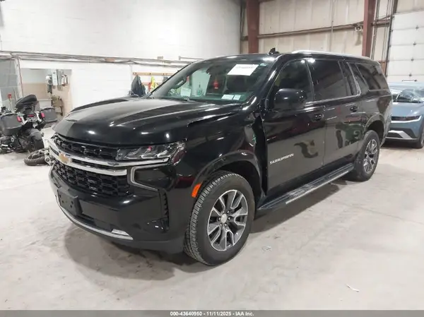 1GNSKBKD5MR432252 2021 CHEVROLET SUBURBAN - Image 2