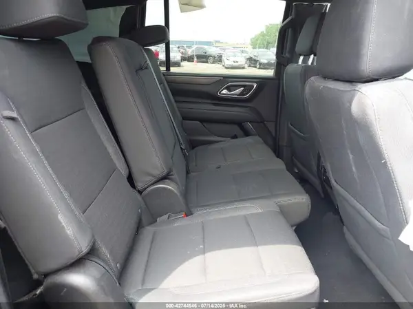1GNSKBKD7RR116763 2024 CHEVROLET SUBURBAN - Image 8