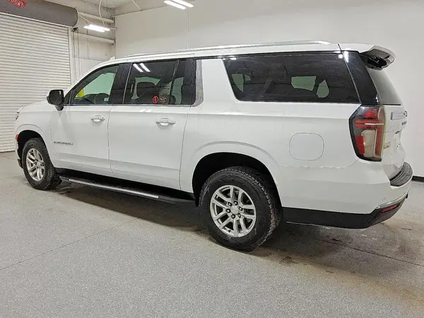 1GNSKBKD8MR258337 2021 CHEVROLET SUBURBAN - Image 2