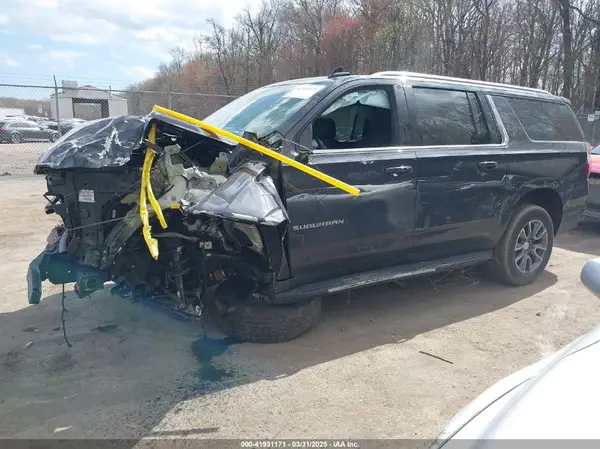 1GNSKBKDXPR210553 2023 CHEVROLET SUBURBAN - Image 2