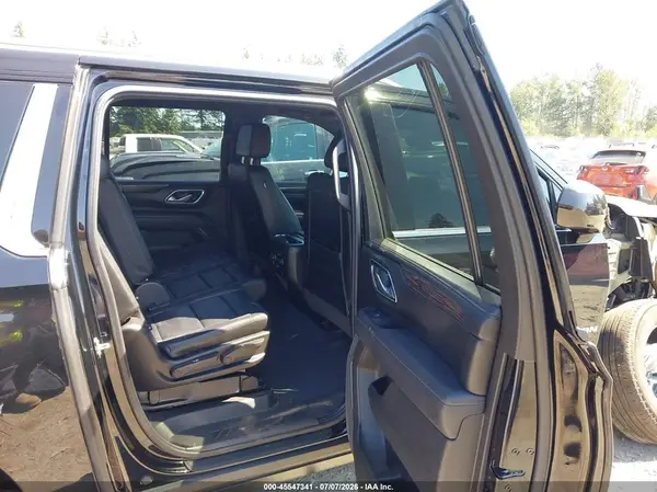 1GNSKBKDXRR192512 2024 CHEVROLET SUBURBAN - Image 8