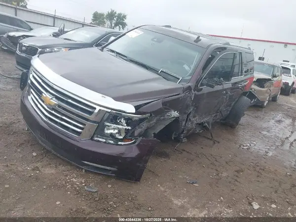 1GNSKCKC0HR319831 2017 CHEVROLET TAHOE - Image 2