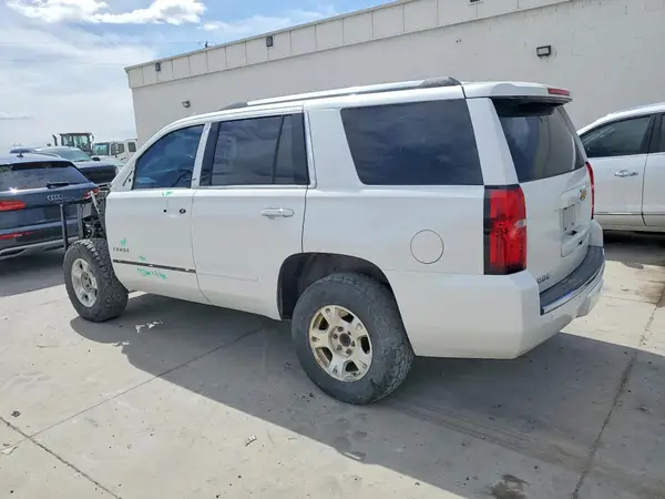 1GNSKCKC0HR368656 2017 CHEVROLET TAHOE - Image 2
