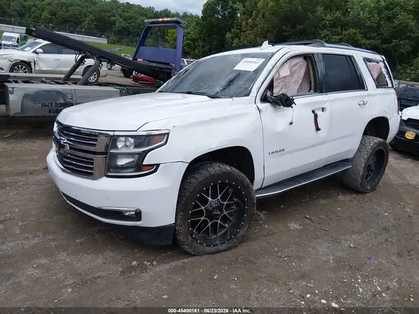 1GNSKCKC1HR160673 2017 CHEVROLET TAHOE - Image 2
