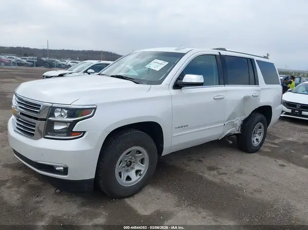 1GNSKCKC1HR297631 2017 CHEVROLET TAHOE - Image 2