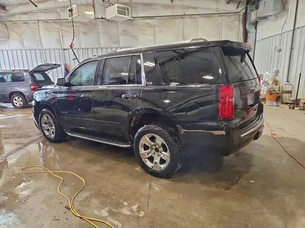 1GNSKCKC2GR120360 2016 CHEVROLET TAHOE - Image 2