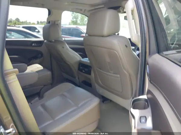 1GNSKCKC2GR258240 2016 CHEVROLET TAHOE - Image 8