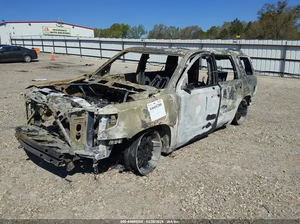 1GNSKCKC2JR126649 2018 CHEVROLET TAHOE - Image 2
