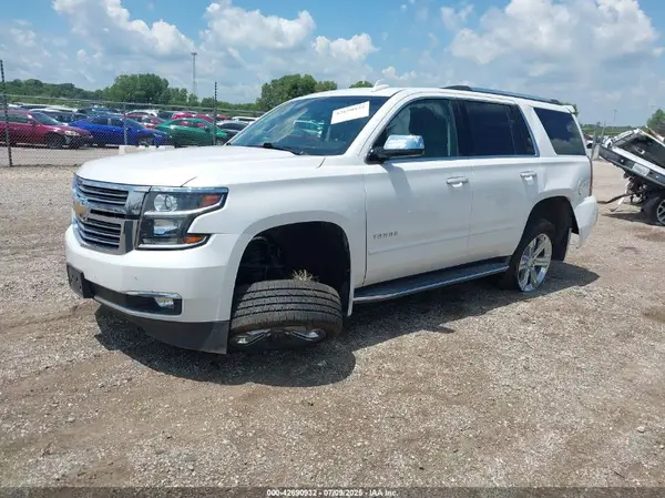 1GNSKCKC5HR376607 2017 CHEVROLET TAHOE - Image 2