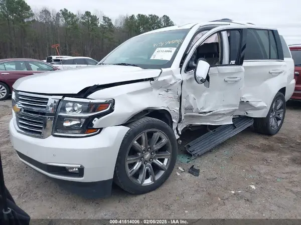 1GNSKCKC5KR247239 2019 CHEVROLET TAHOE - Image 2