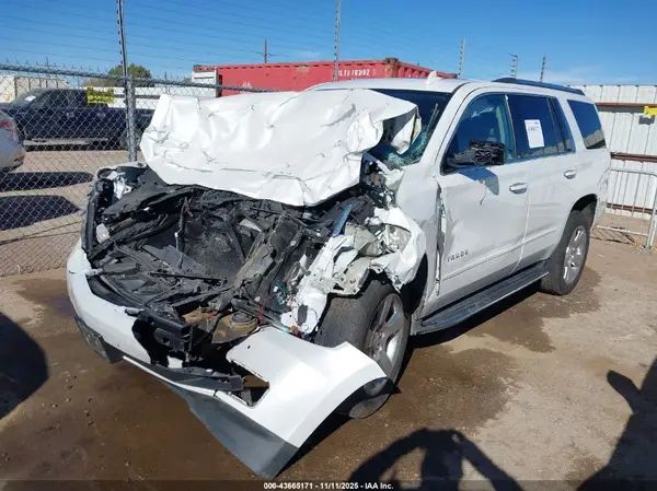 1GNSKCKC6KR398137 2019 CHEVROLET TAHOE - Image 2
