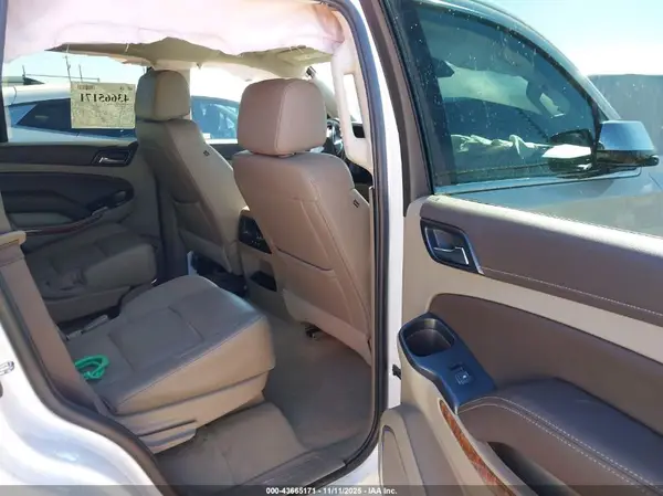 1GNSKCKC6KR398137 2019 CHEVROLET TAHOE - Image 8